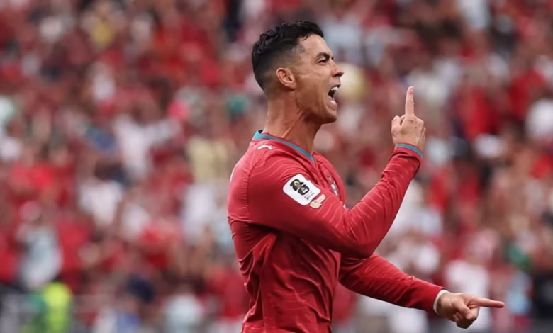 Cristiano Ronaldo bisa em goleada de Portugal e iguala recorde histórico de Messi em Copas do Mundo 