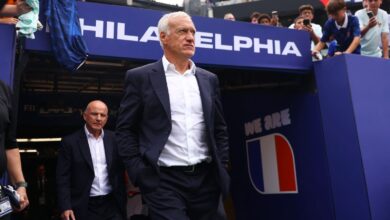 Didier Deschamps falha último jogo da fase de grupos devido ao falecimento da mãe 