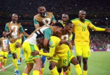 África do Sul faz história e qualifica-se pela primeira vez para a segunda fase do Mundial 