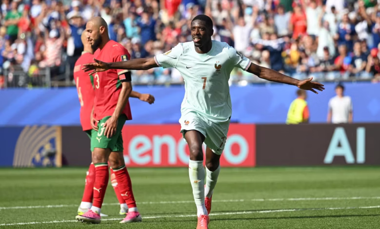 França repete 2022, vence Marrocos por 2 a 0 e ruma às meias-finais do Mundial 