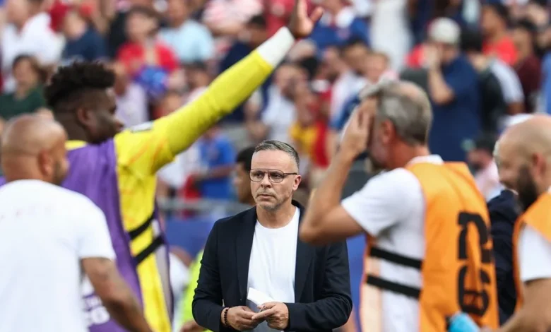 Técnico de Marrocos lamenta eliminação frente à França mas antevê futuro promissor 