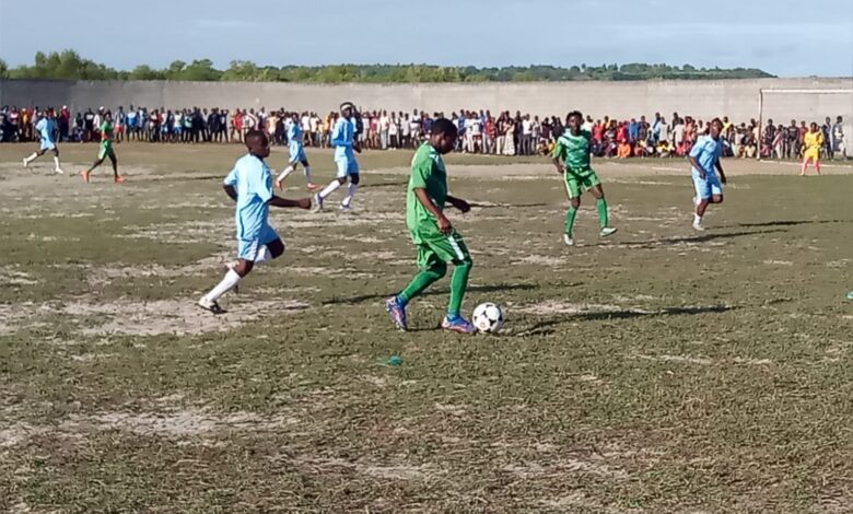 Futebol une juventude e promove coesão social em Moma
